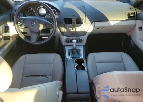 2010 Mercedes-Benz C 300 from USA, damaged, VIN WDDGF5EB3AF431392